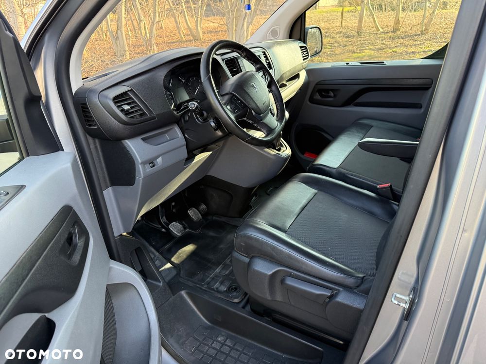 Peugeot expert - 8