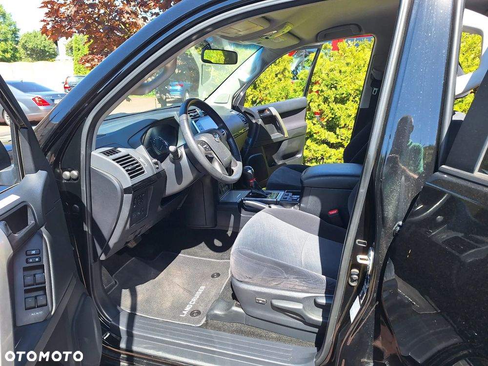 Toyota Land Cruiser LC 2.8 D-4D Prado - 6