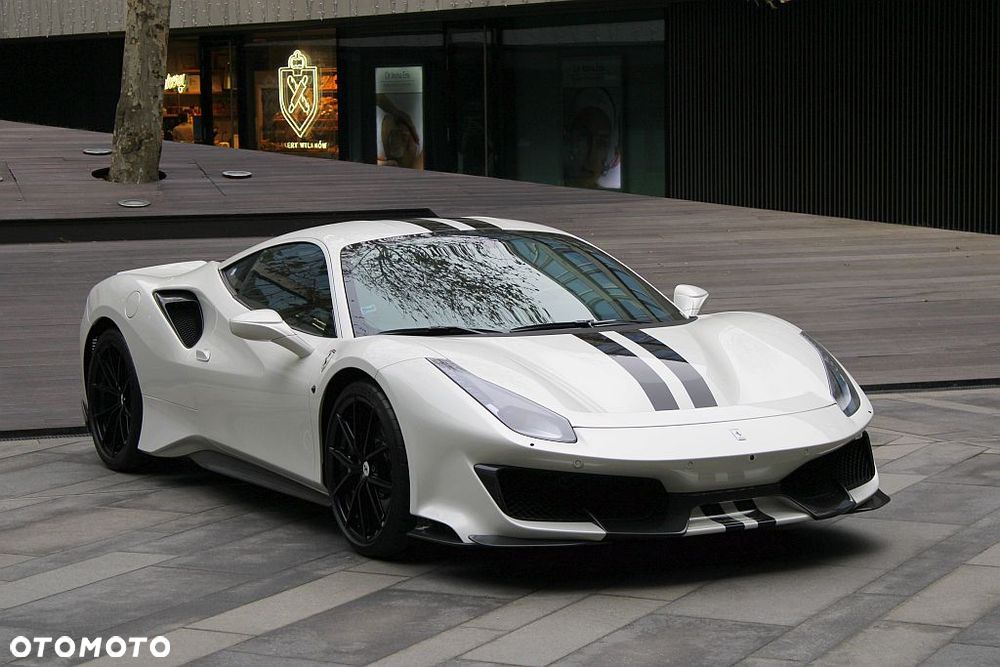 Ferrari 488 Pista - 2