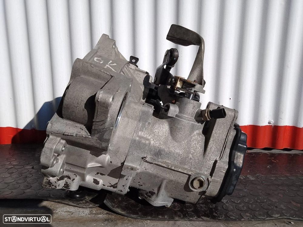 CAIXA VELOCIDADES SEAT TOLEDO II -EGS - 5