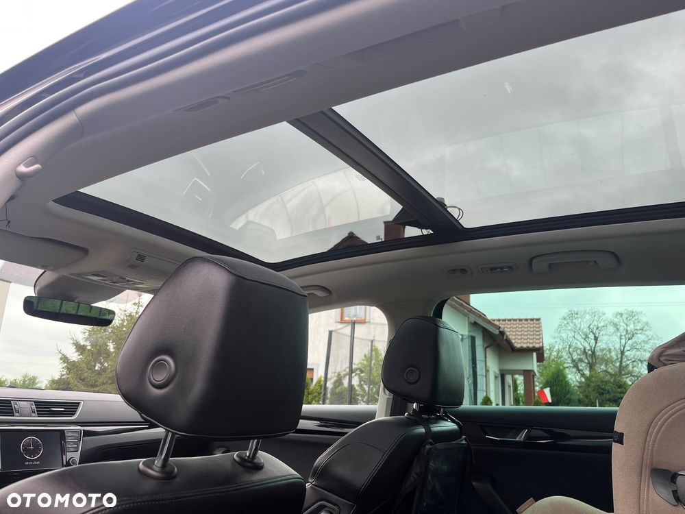 Skoda Superb 2.0 TDI DSG L&K - 11
