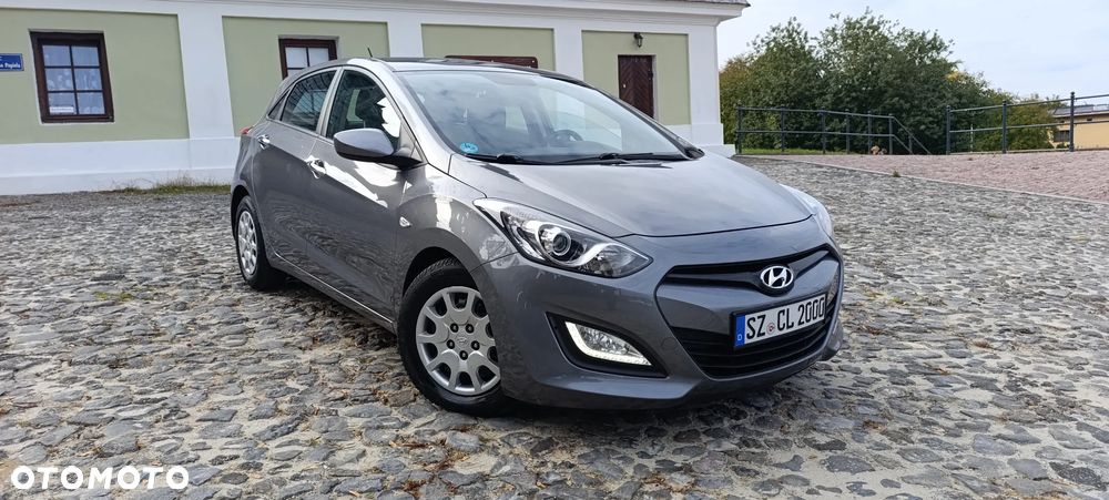 Hyundai i30 1.4 Trend - 9