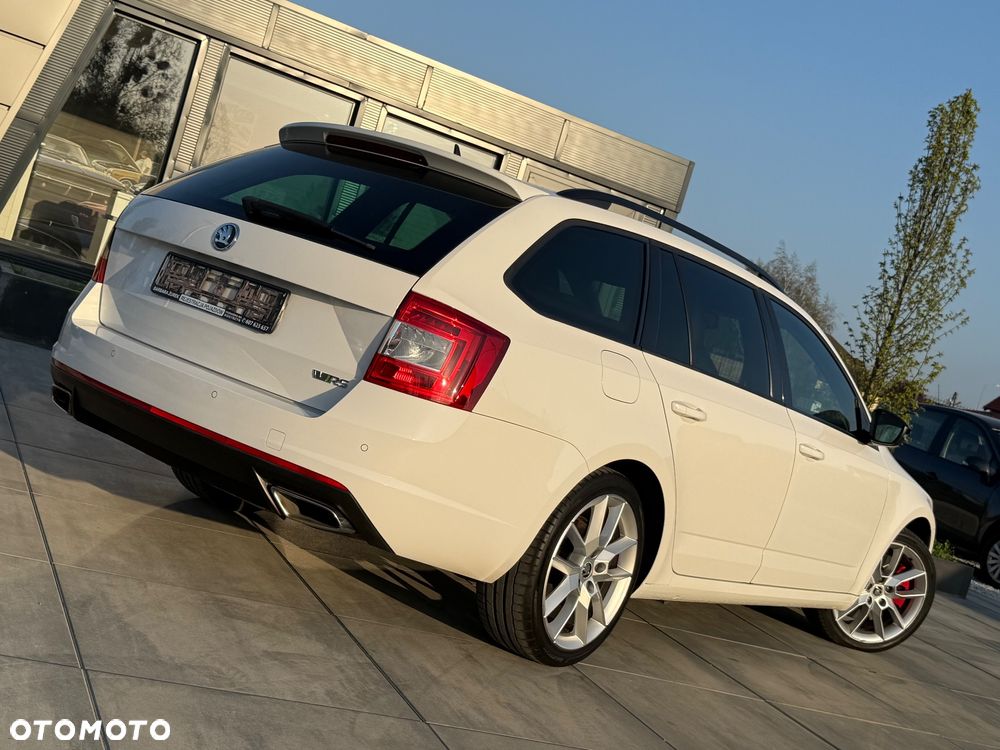 Skoda Octavia 2.0 TDI RS DSG - 12