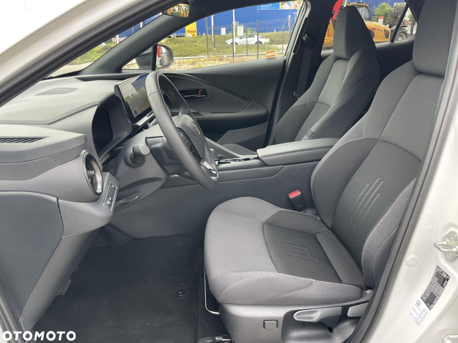 Toyota C-HR - 15