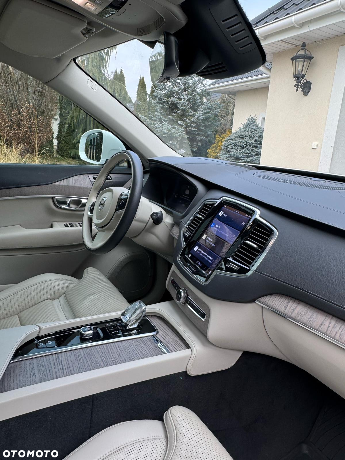 Volvo XC 90 - 27