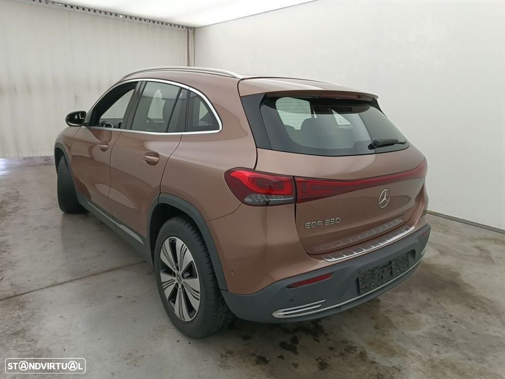 Mercedes-Benz EQA 250 Progressive - 4