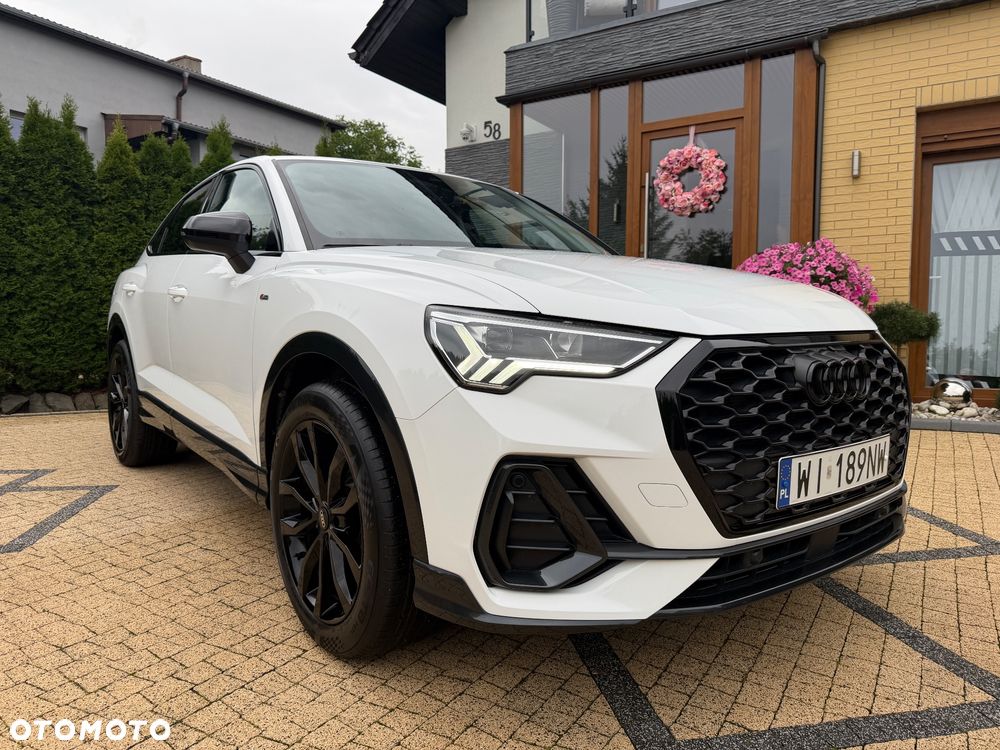 Audi Q3 35 TFSI mHEV S-Line S tronic - 1