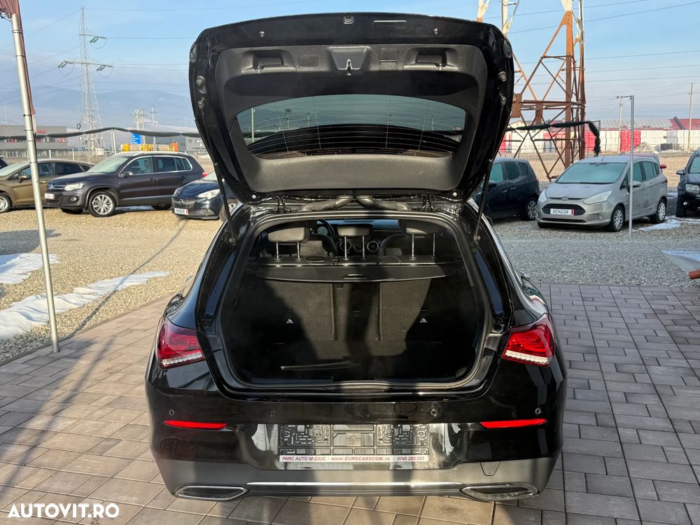 Mercedes-Benz CLA 180 - 16