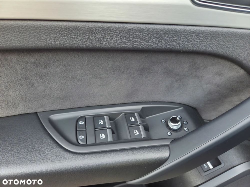 Audi Q5 Sportback 40 TDI mHEV Quattro S Line S tronic - 9