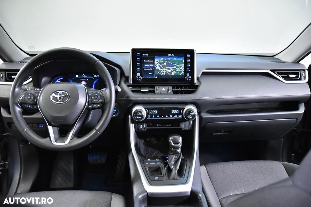 Toyota RAV4 - 9