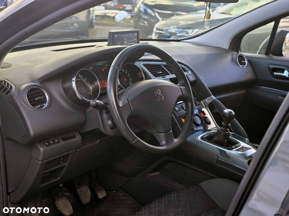 Peugeot 3008 - 11