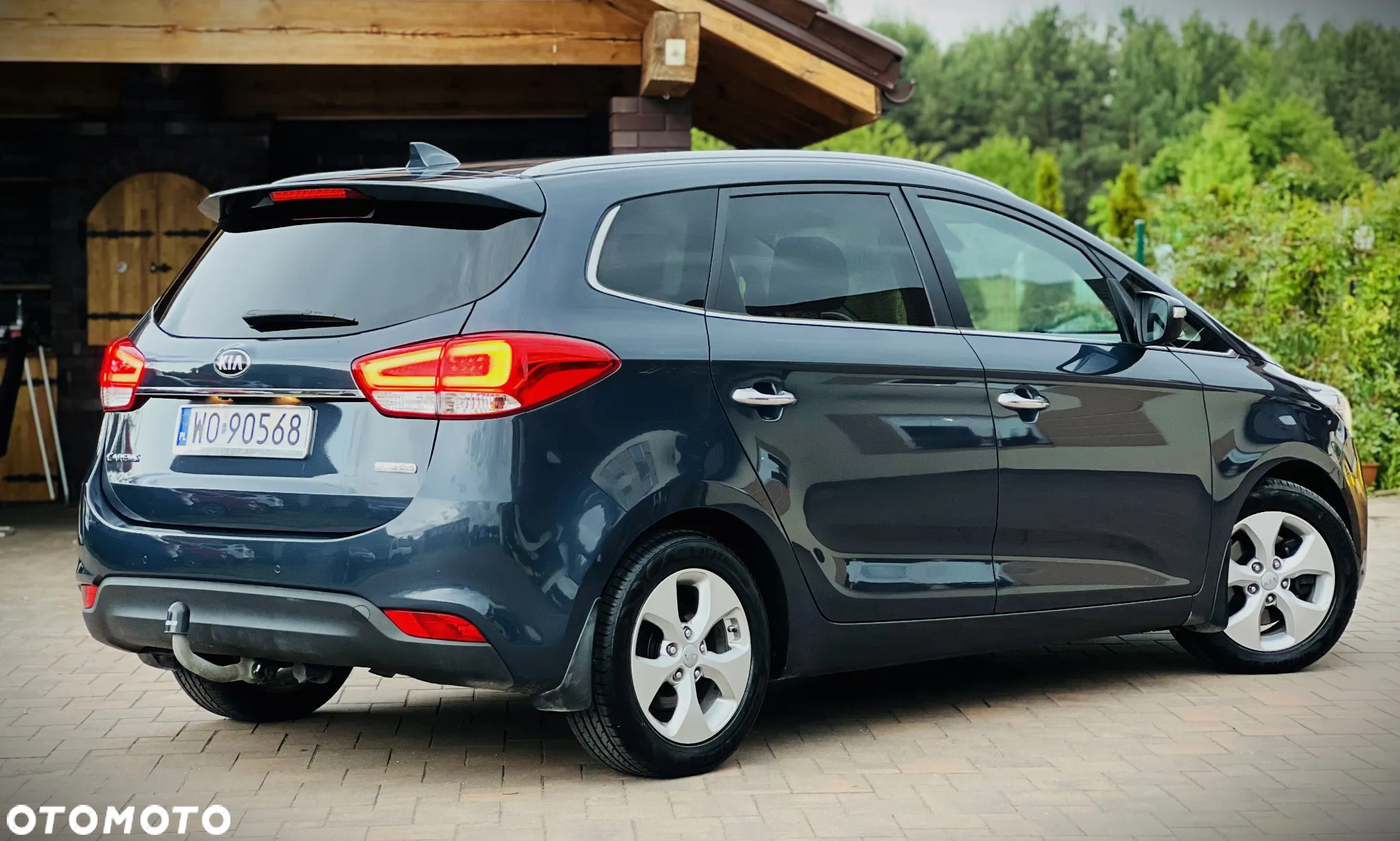 Kia Carens 1.7 CRDi 141 ISG Vision - 16