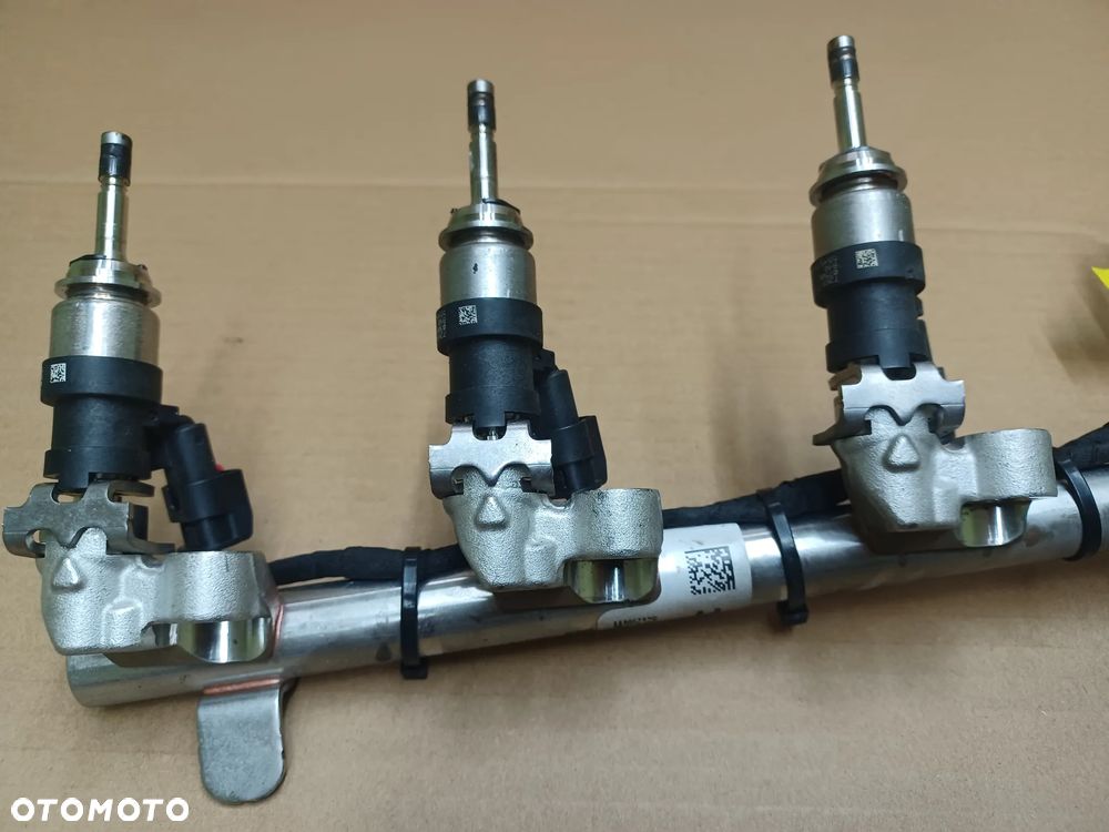 WTRYSKI LISTWA ASTRA K 1.2 TURBO 55503731 - 2