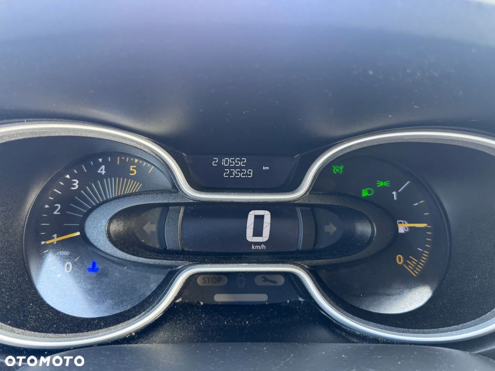 Renault Trafic - 14
