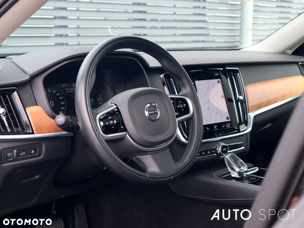 Volvo V90 T8 AWD Plug-In Hybrid Inscription - 17