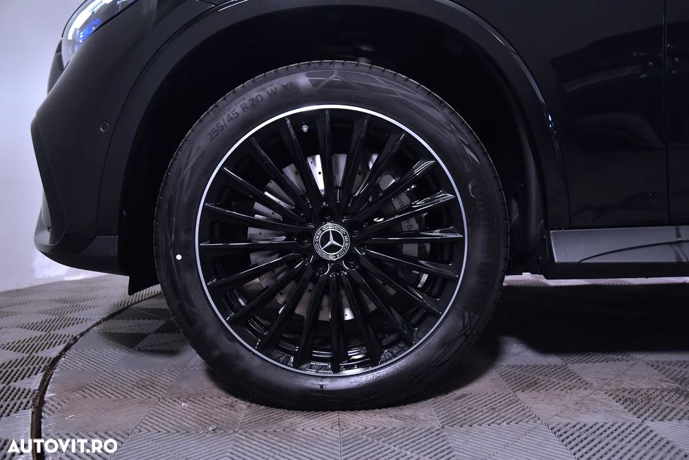 Mercedes-Benz GLC 300 e 4MATIC PHEV - 10