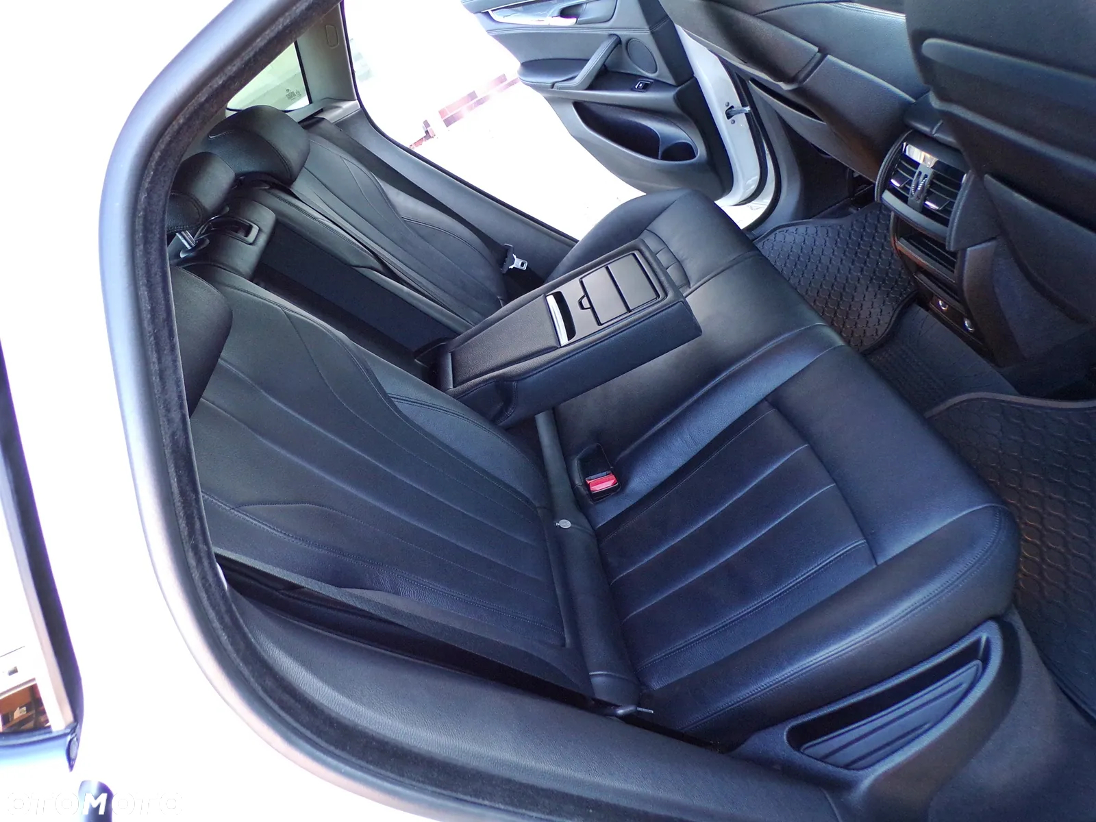 BMW X6 xDrive30d - 28