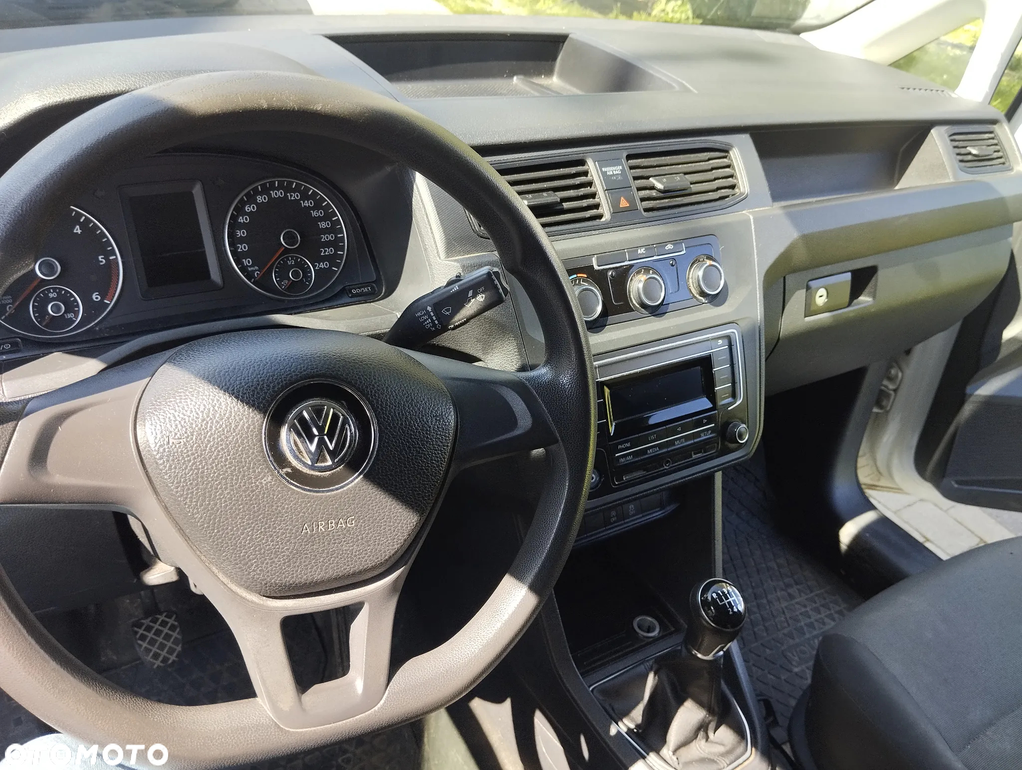 Volkswagen Caddy 2.0 TDI Life 4Motion - 9