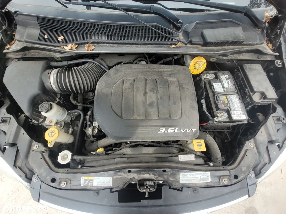 Chrysler Town & Country 3.6 Touring - 10