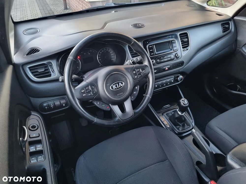 Kia Carens 1.7 CRDi 115 Fifa World Cup Edition - 19