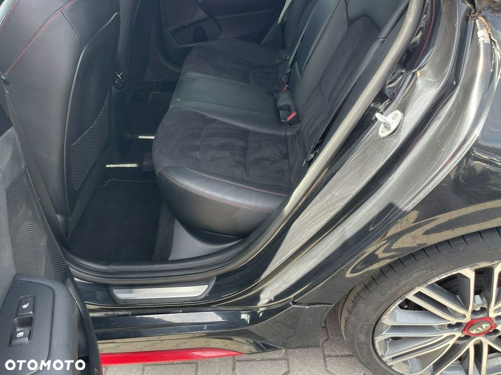 Kia ProCeed 1.6 T-GDI GT DCT - 4