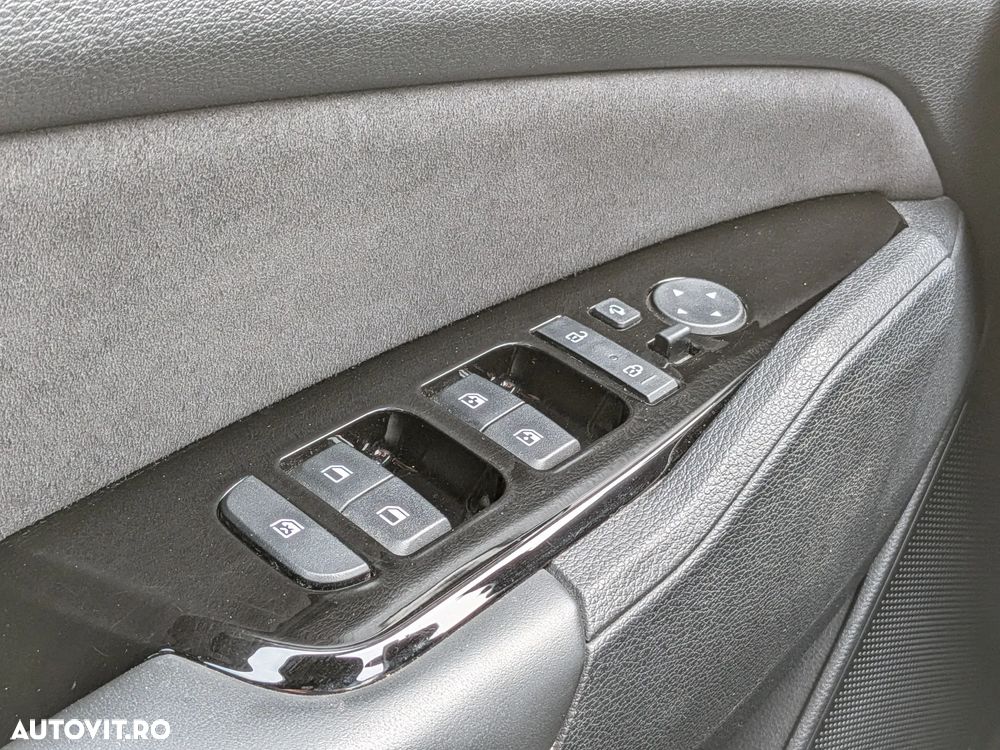 Kia Sportage 1.6 T-GDI HEV 6AT 4x4 GT Line - 17