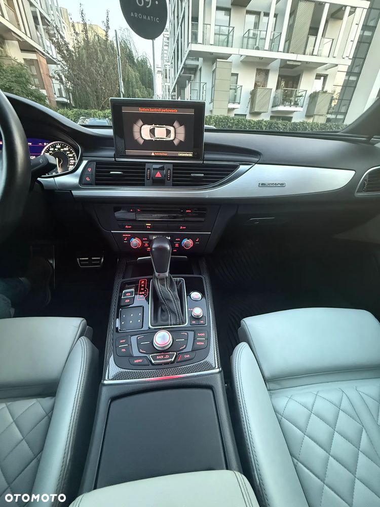 Audi S6 Limousine - 11