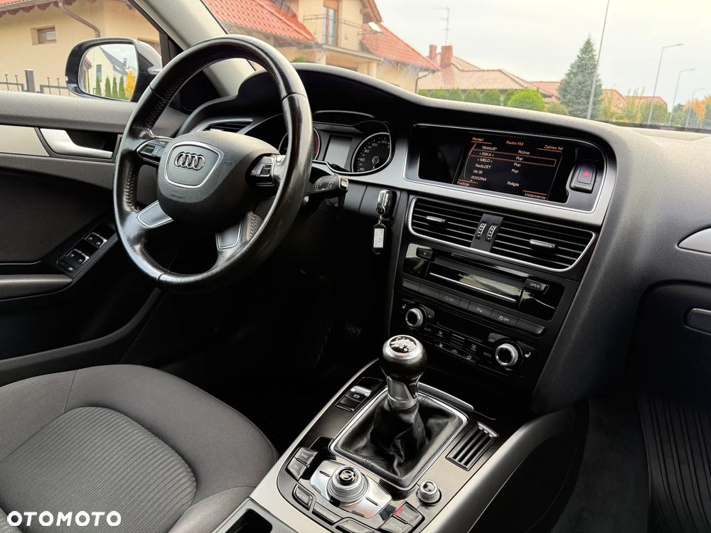 Audi A4 Avant 2.0 TDI - 29