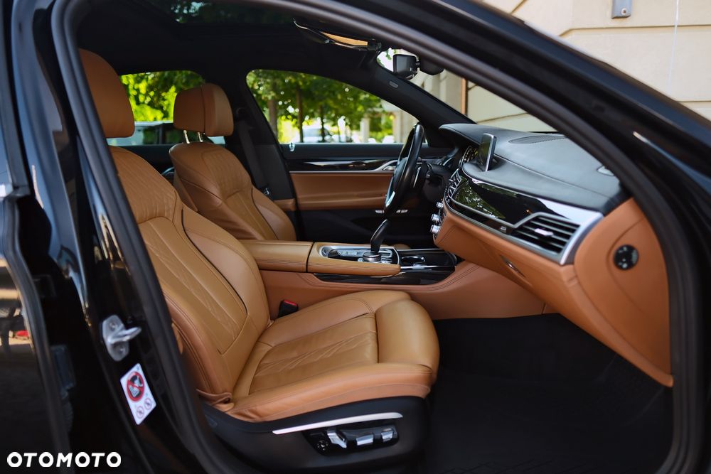 BMW Seria 7 - 13