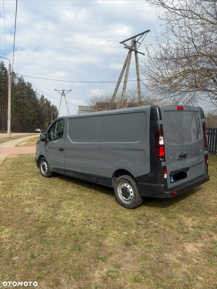 Renault Trafic - 2