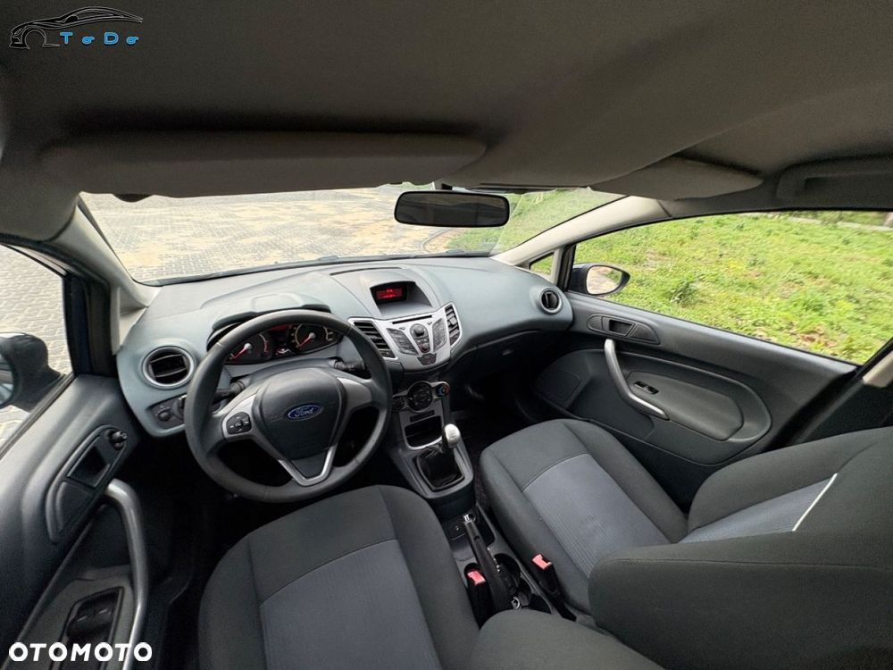 Ford Fiesta 1.25 Titanium - 26