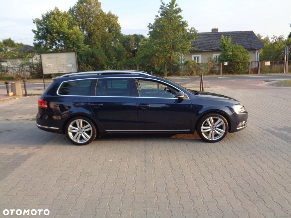 Volkswagen Passat 1.8 TSI Highline - 13
