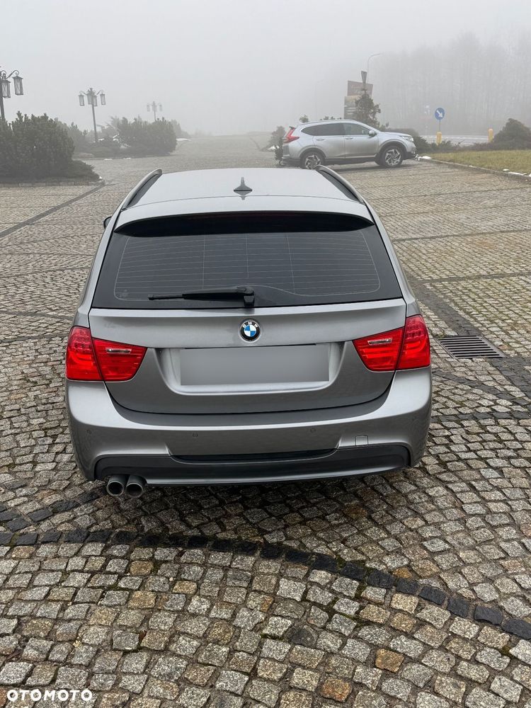 BMW Seria 3 330d xDrive - 8