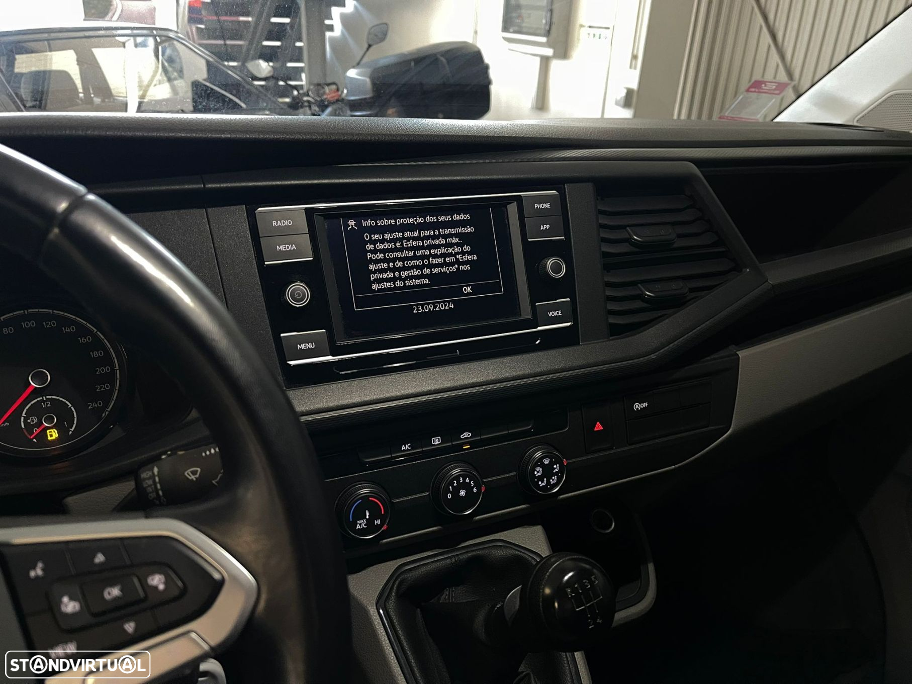 VW Transporter - 13