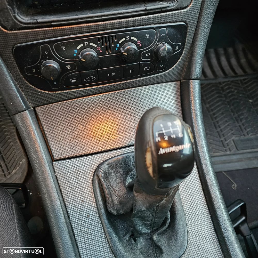 Mercedes-Benz C 220 CDi Avantgarde - 10