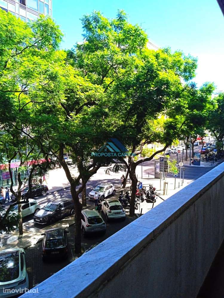 Escritório - Avenidas Novas - Grande imagem: 3/26