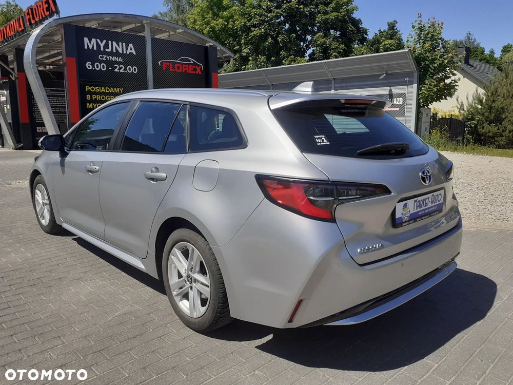 Toyota Corolla - 3