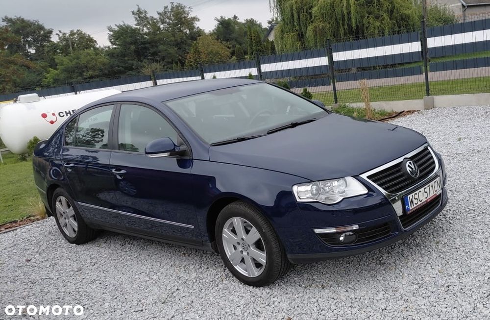 Volkswagen Passat 2.0 FSI 4Mot Trendline - 3
