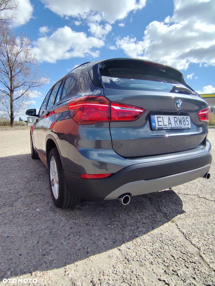 BMW X1 xDrive20d - 12