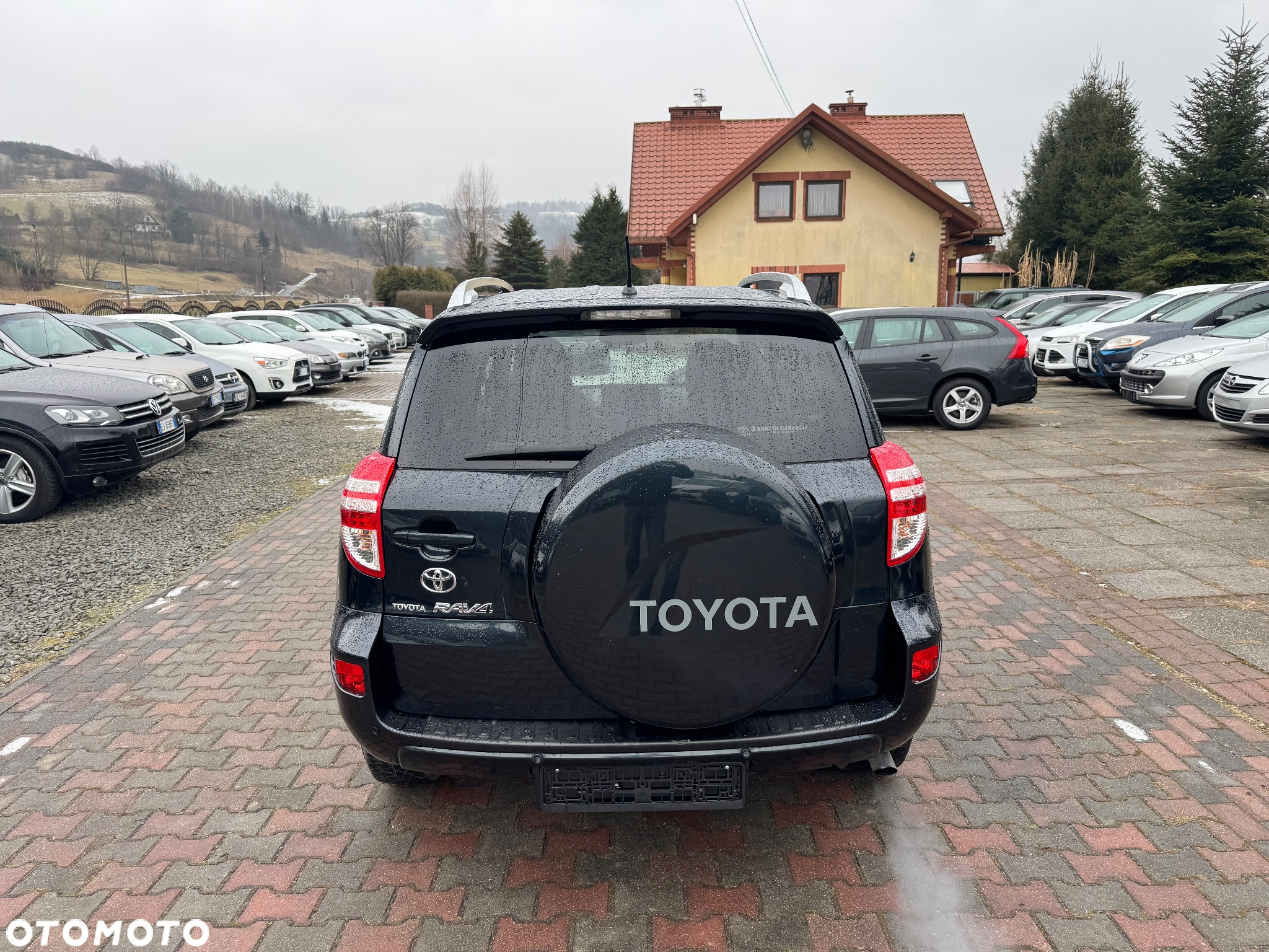 Toyota RAV4 - 6