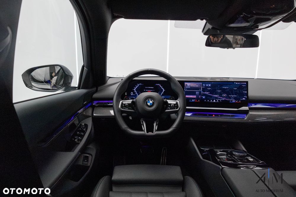 BMW Seria 5 520d xDrive - 16