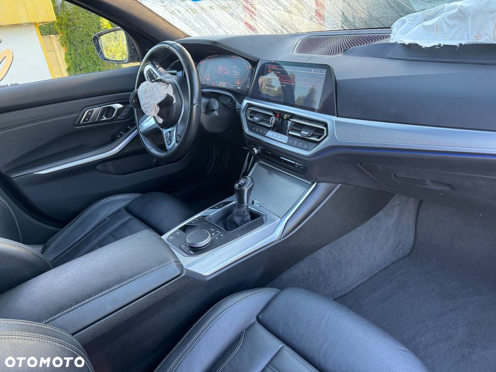 BMW Seria 3 320d M Sport Shadow - 13