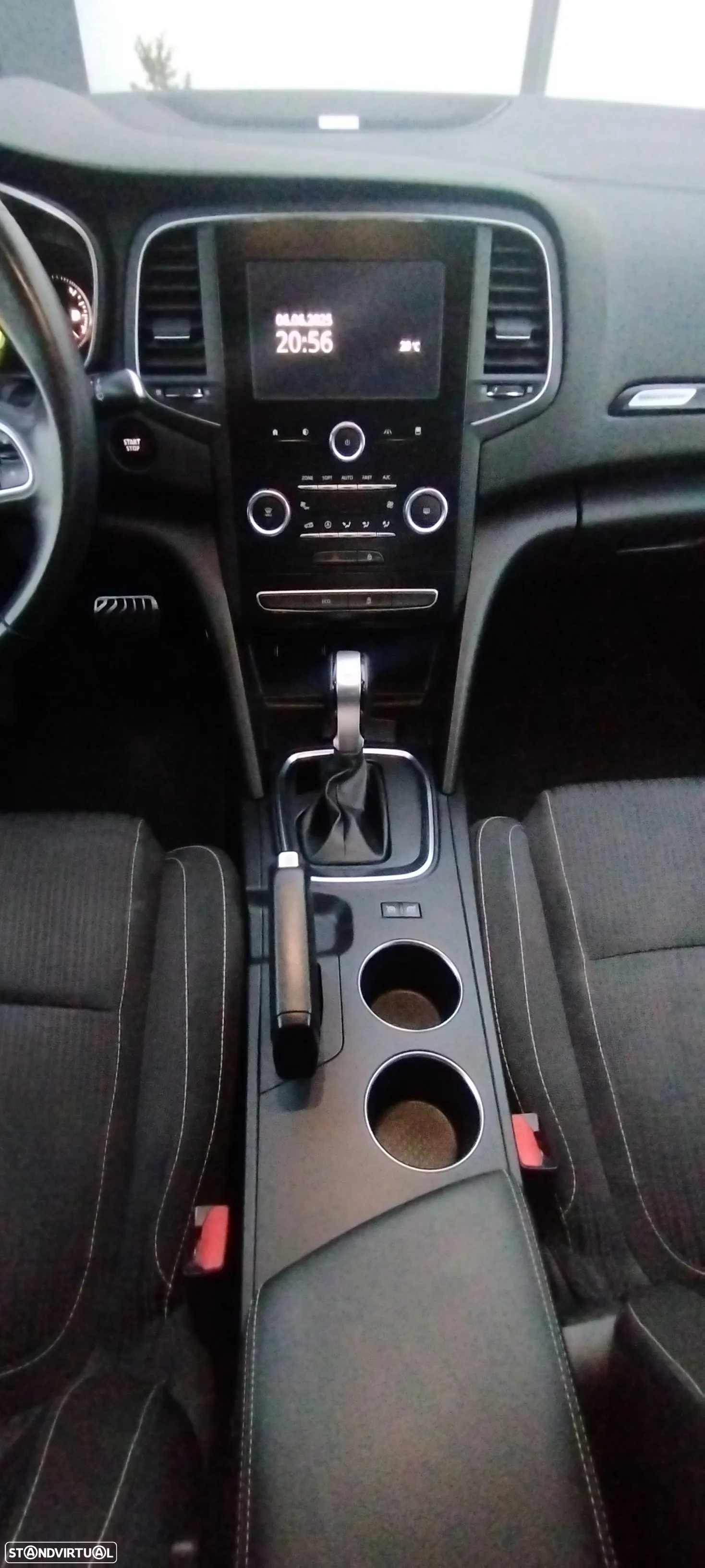 Renault Mégane Sport Tourer dCi 110 FAP EDC Dynamique - 10