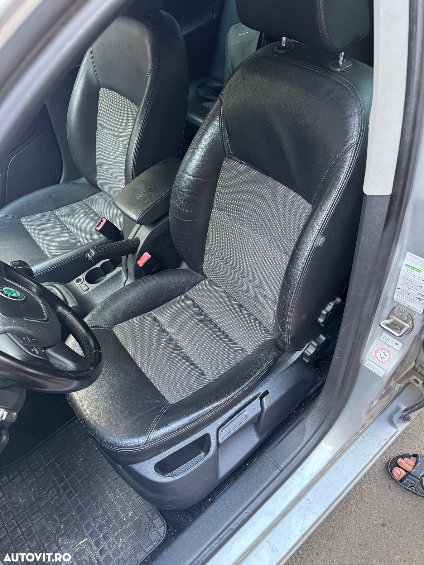 Skoda Octavia Combi 2.0 TDI Drive - 3