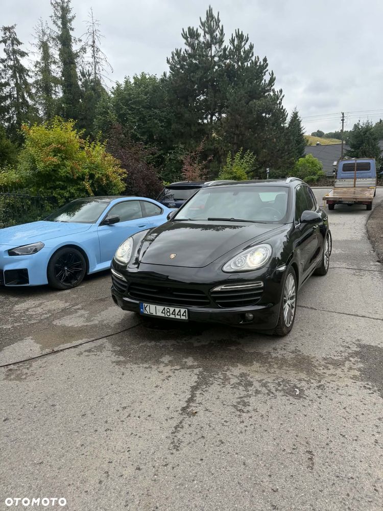 Porsche Cayenne - 4