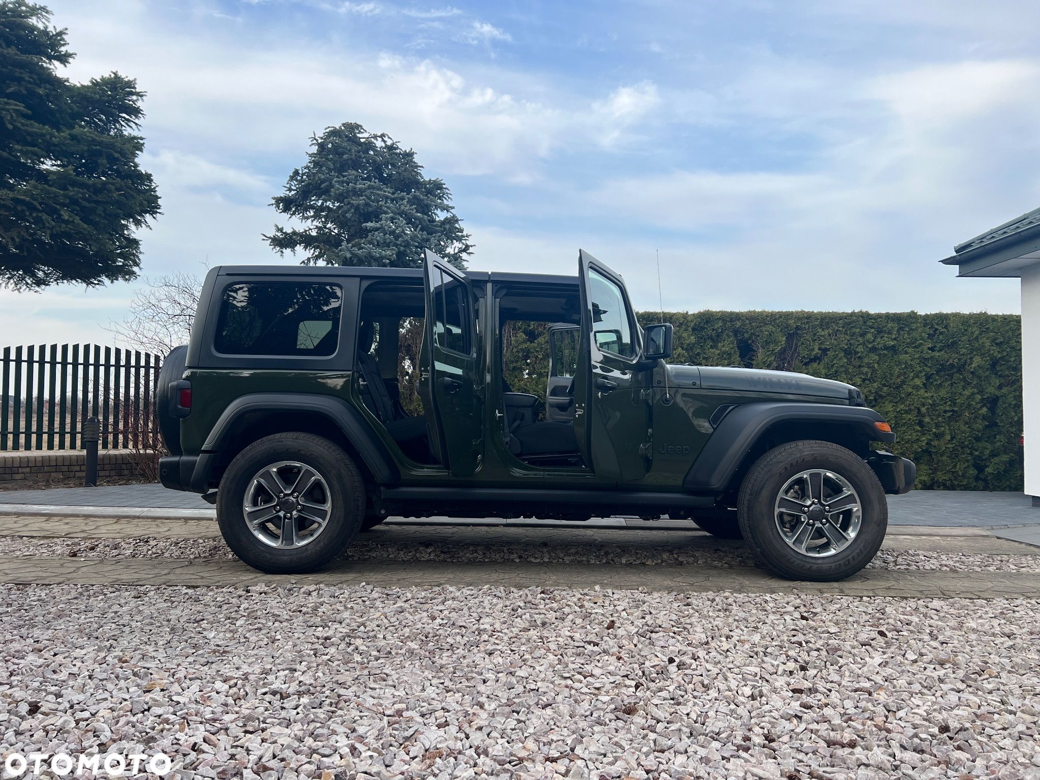 Jeep Wrangler - 1