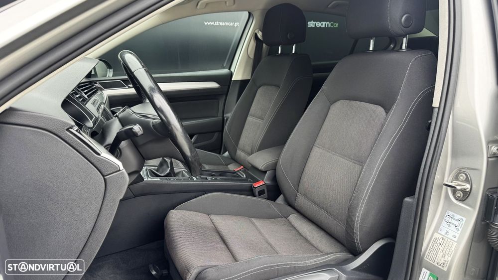 VW Passat 2.0 TDI Highline - 12