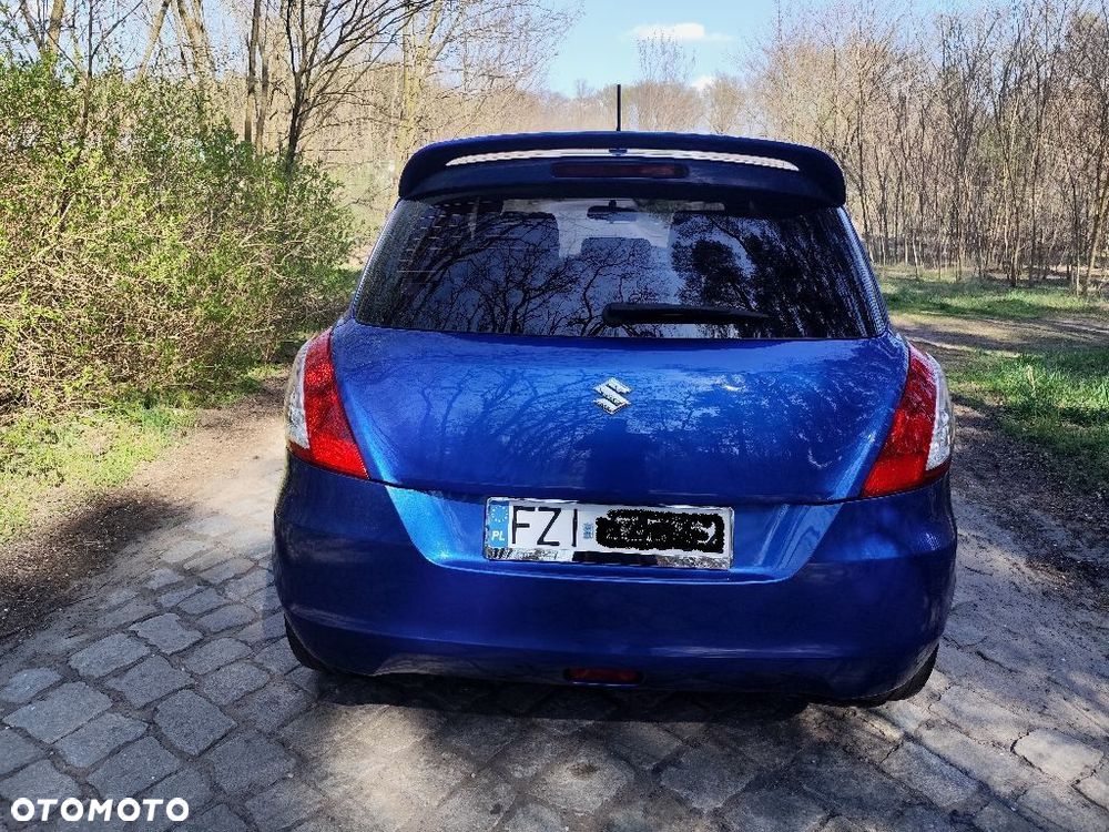 Suzuki Swift - 9