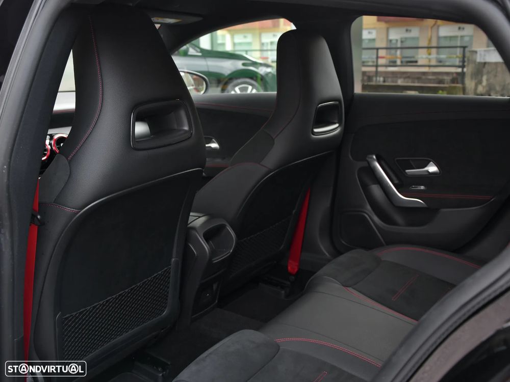 Mercedes-Benz CLA 35 AMG 4Matic - 7