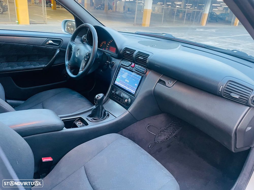 Mercedes-Benz C 220 - 6